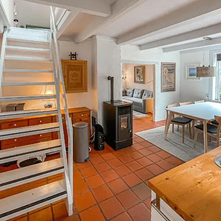1 Bedroom Gorgeous In Stege