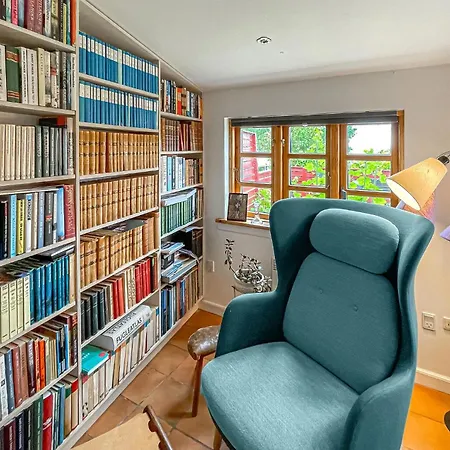 1 Bedroom Gorgeous In * Stege
